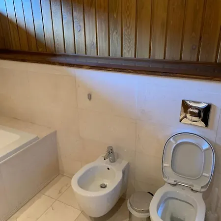 House In Pirin Golf Bansko Сasa de vacaciones *