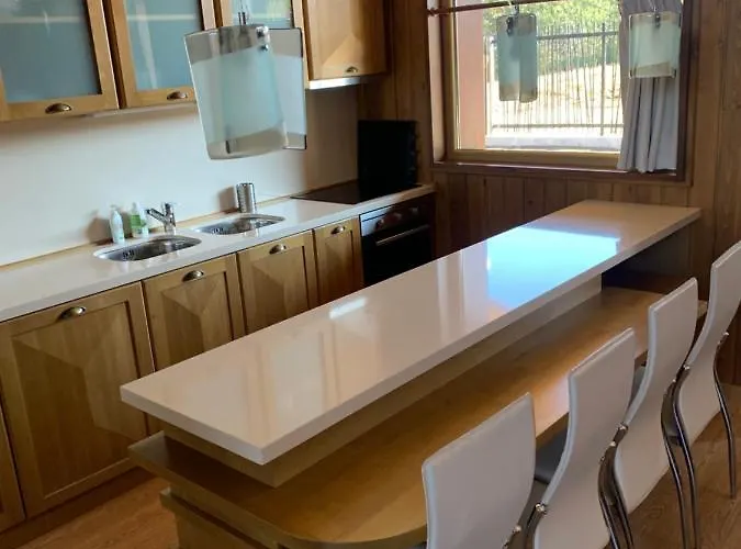 House In Pirin Golf Bansko 度假居 拉兹洛格