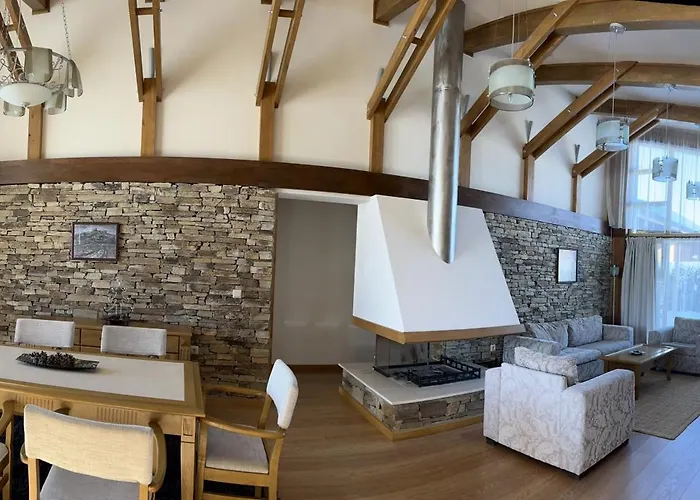 House In Pirin Golf Bansko 拉兹洛格